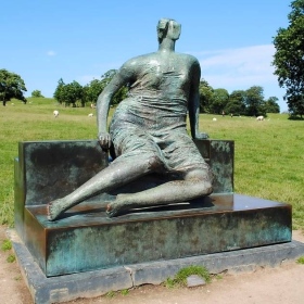 henry-moore-draped-seated-woman