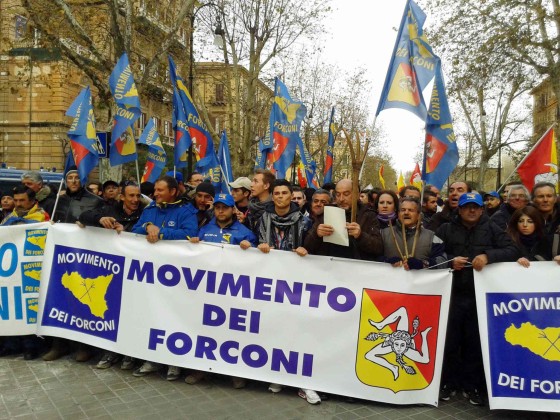 PALERMO: CORTEO MOVICENTO DEI FORCONI E STUDENTI