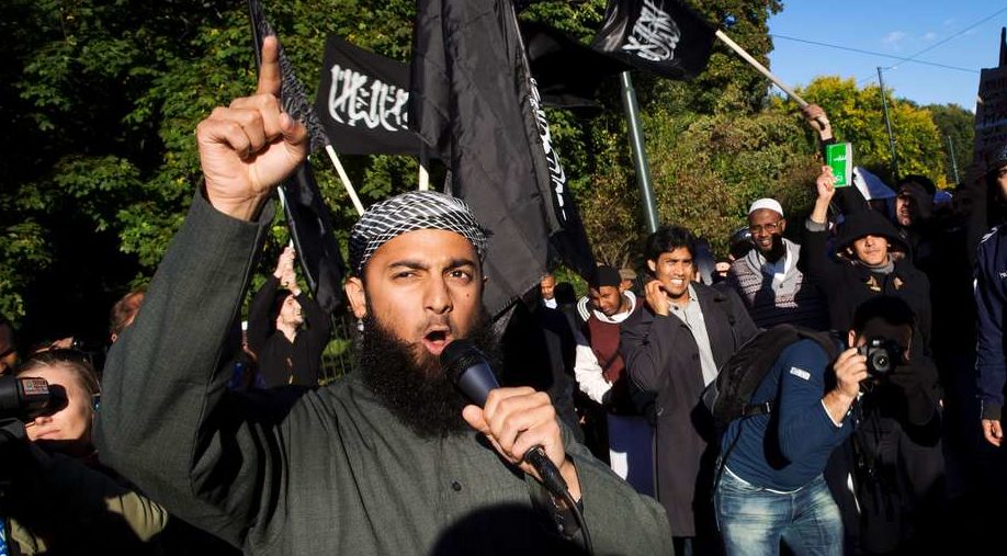 Ber Høyesterett avgjøre hvor grensen går for deltakelse i IS&nbsp;<span>(+)</span>