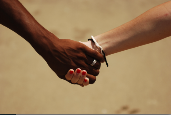 hands_0