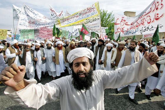 An activist of Pakistani Islamic party J