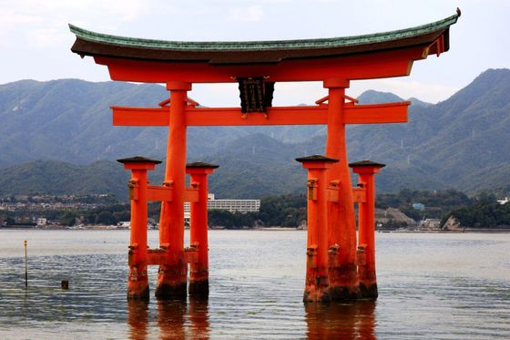 japan.Itsukushima-Shinto-Shrine