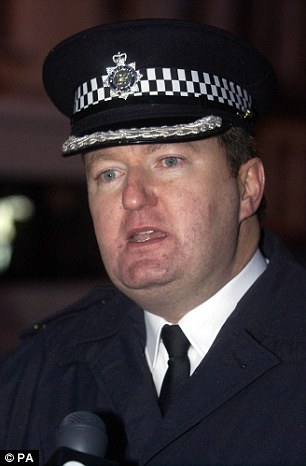 005CAF2600000258-0-image-a-14_1436276573033