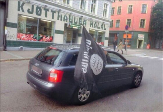 IS-flagg Tøyengata Oslo september 2014