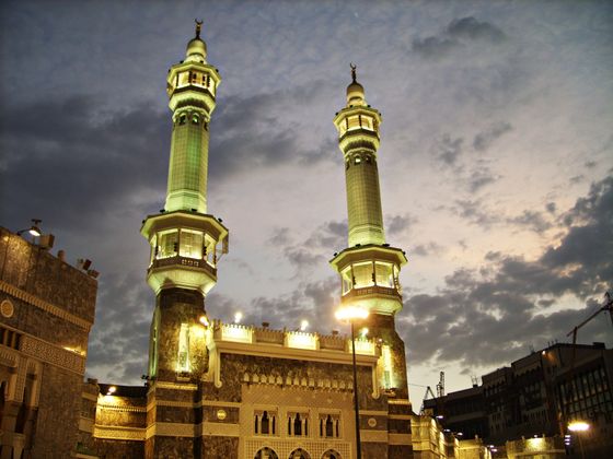 Minarets_in_Makkah_(Mecca)