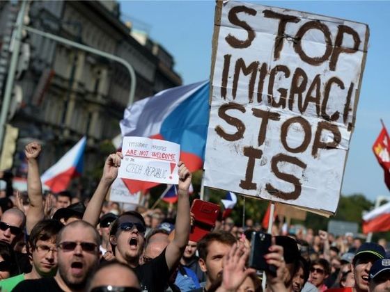 Prague-anti-migrant-demonstration-640x480