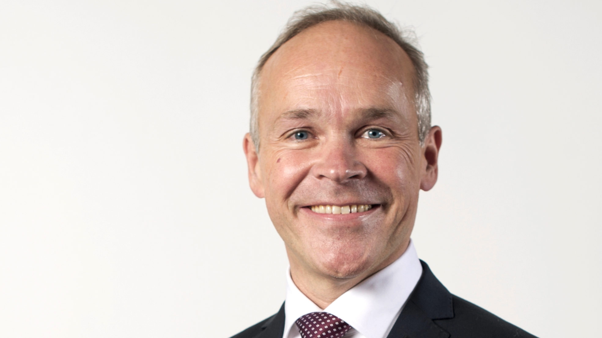 Sanner pisser på oss. Etterpå sier han at vi lukter ille&nbsp;<span>(+)</span>