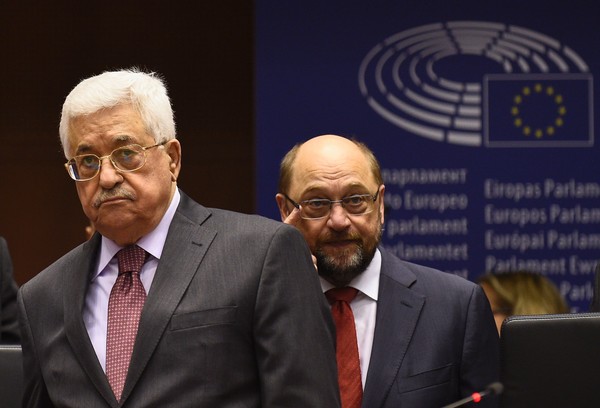 Abbas serverer antisemittiske løgnhistorier i EU-parlamentet, og EU beskytter ham&nbsp;<span>(+)</span>