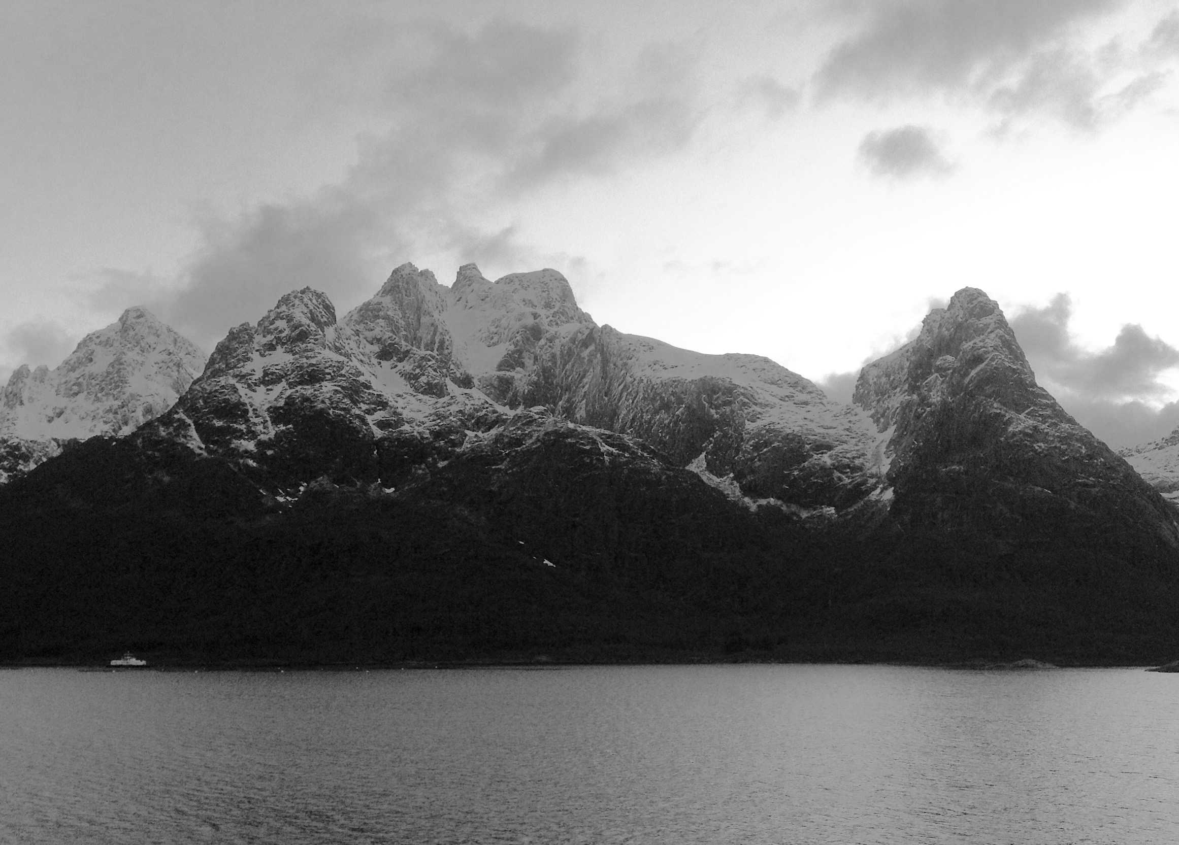 Fjell i Lofoten&nbsp;<span>(+)</span>