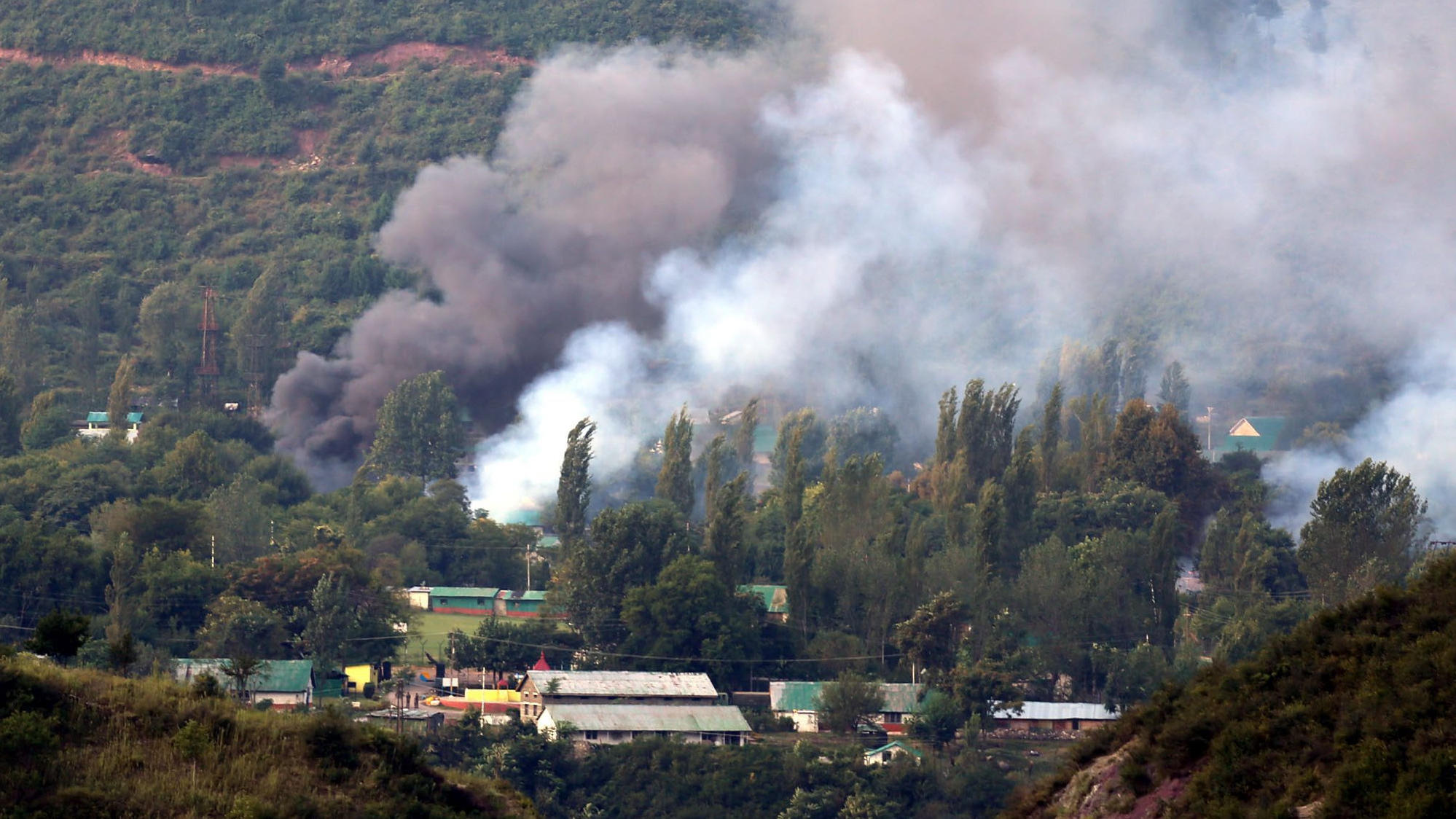 Fire jihadister dreper 17 indiske soldater i Kashmir&nbsp;<span>(+)</span>