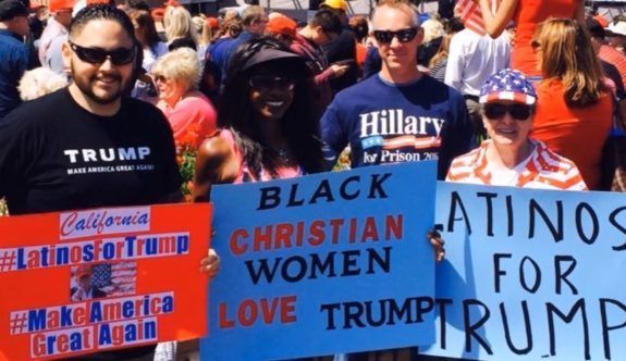 latinos-for-trump-575x332
