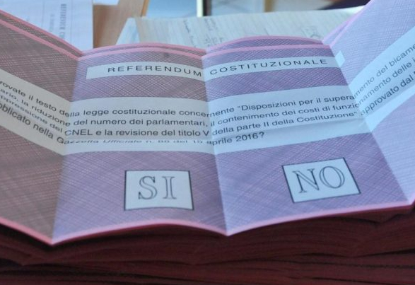Seier for nei-siden – Renzi utsetter pressekonferansen&nbsp;<span>(+)</span>