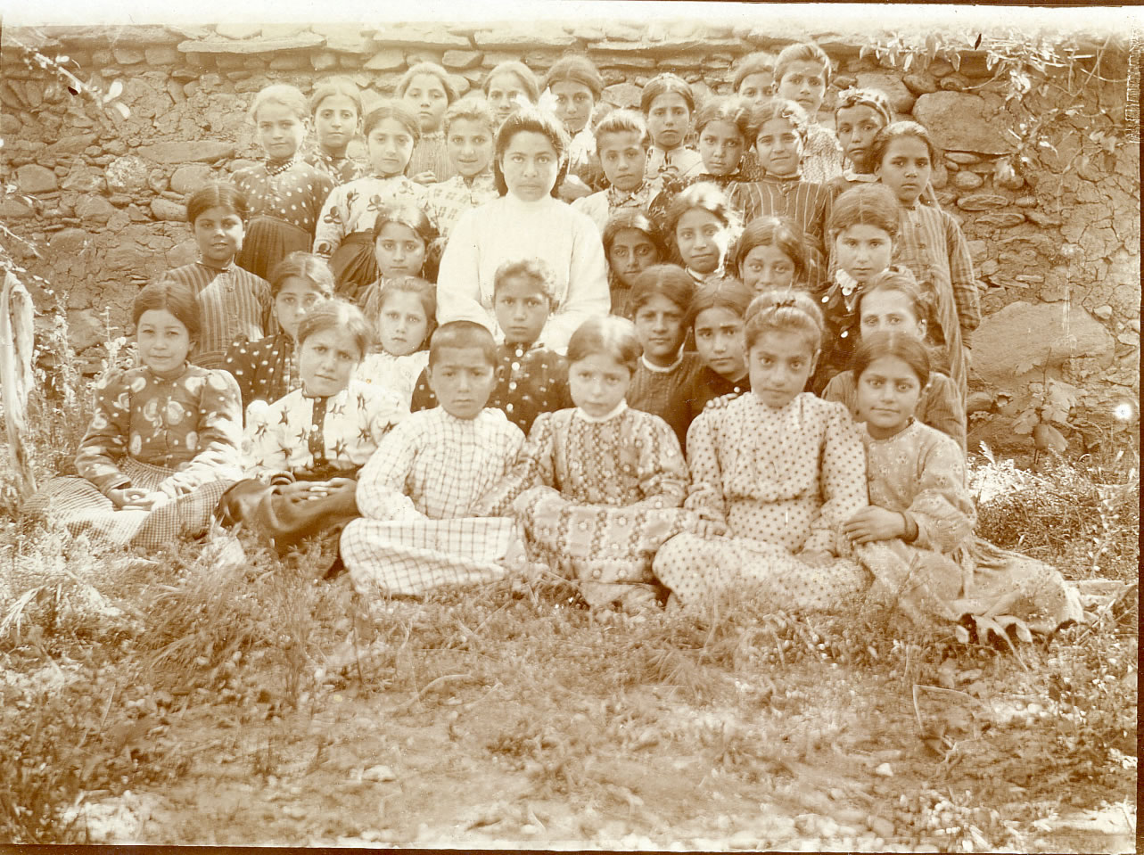 Skoleelever i Musch, Armenia (før 1915).&nbsp;<span>(+)</span>