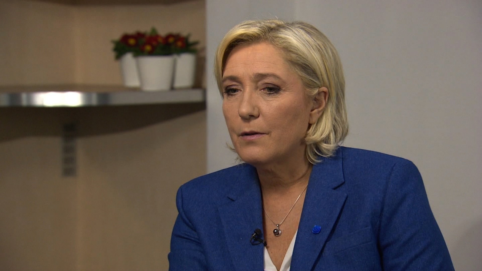 Amanpour mot Marine  Le Pen&nbsp;<span>(+)</span>