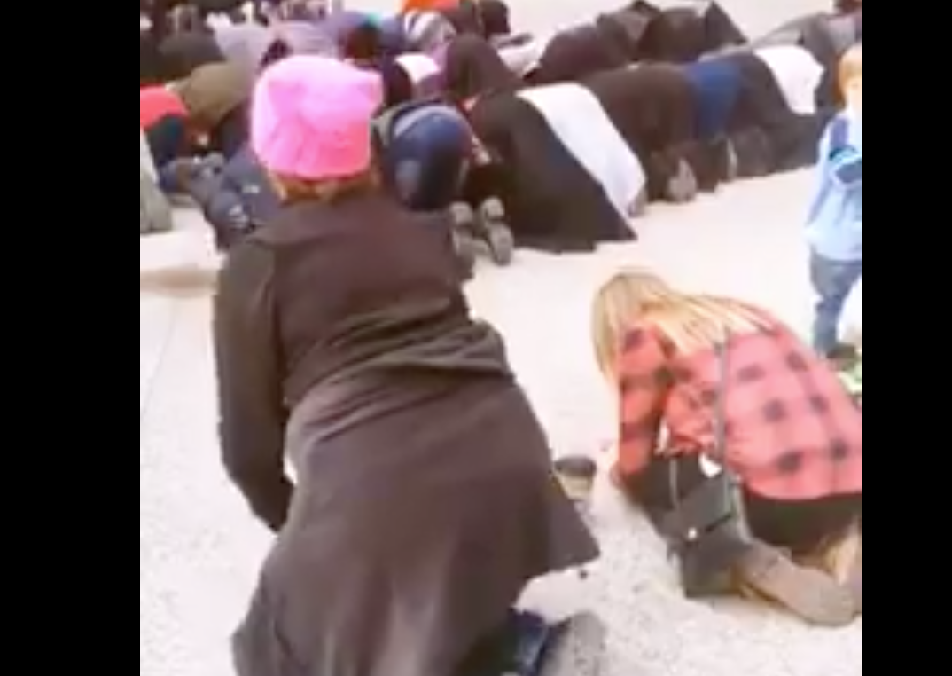 -Vi må gjeninnføre islamsk feminisme&nbsp;<span>(+)</span>