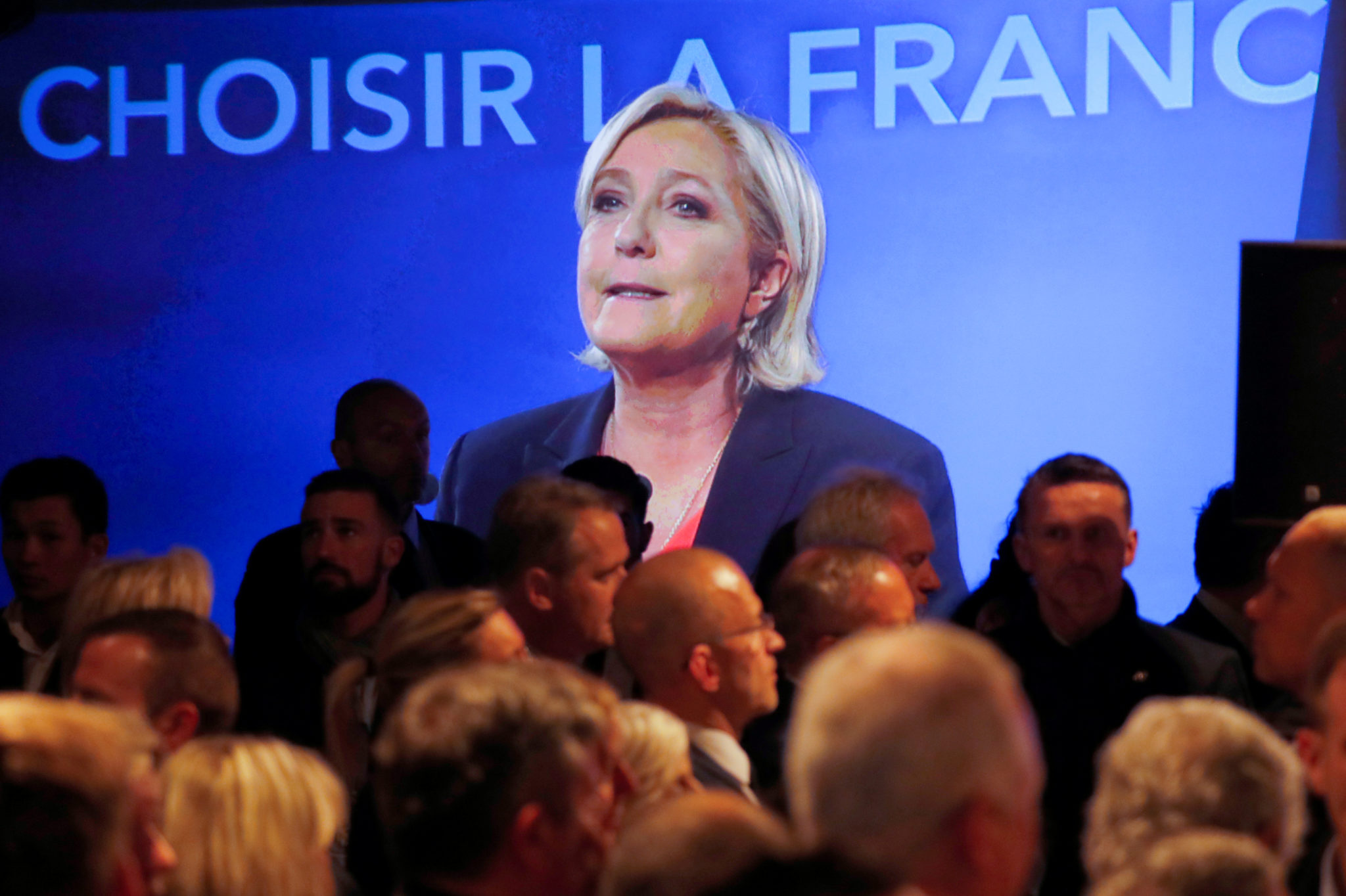 Le Pen retter blikket mot parlamentsvalget&nbsp;<span>(+)</span>
