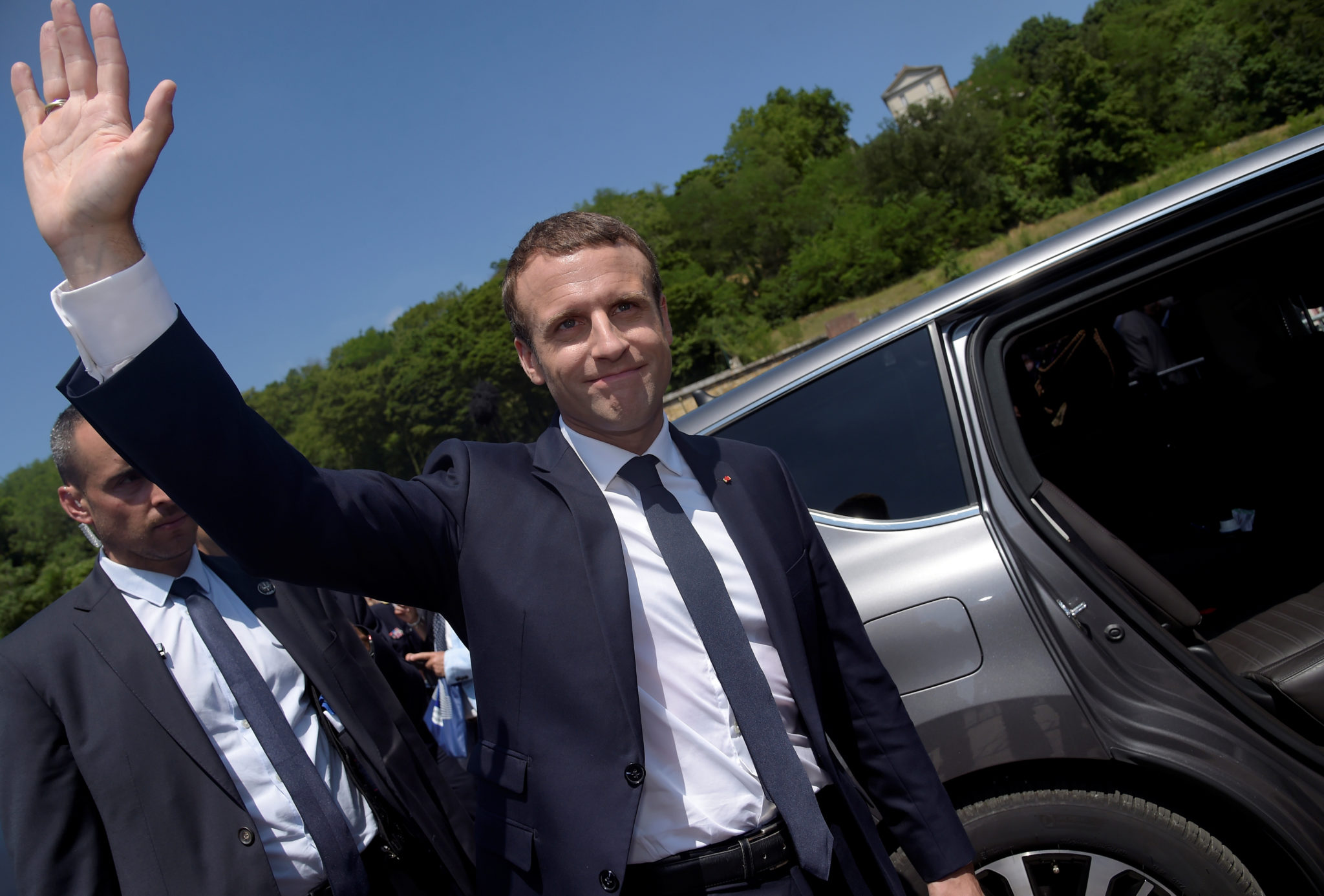 Rent flertall for Macron – lav valgdeltagelse&nbsp;<span>(+)</span>
