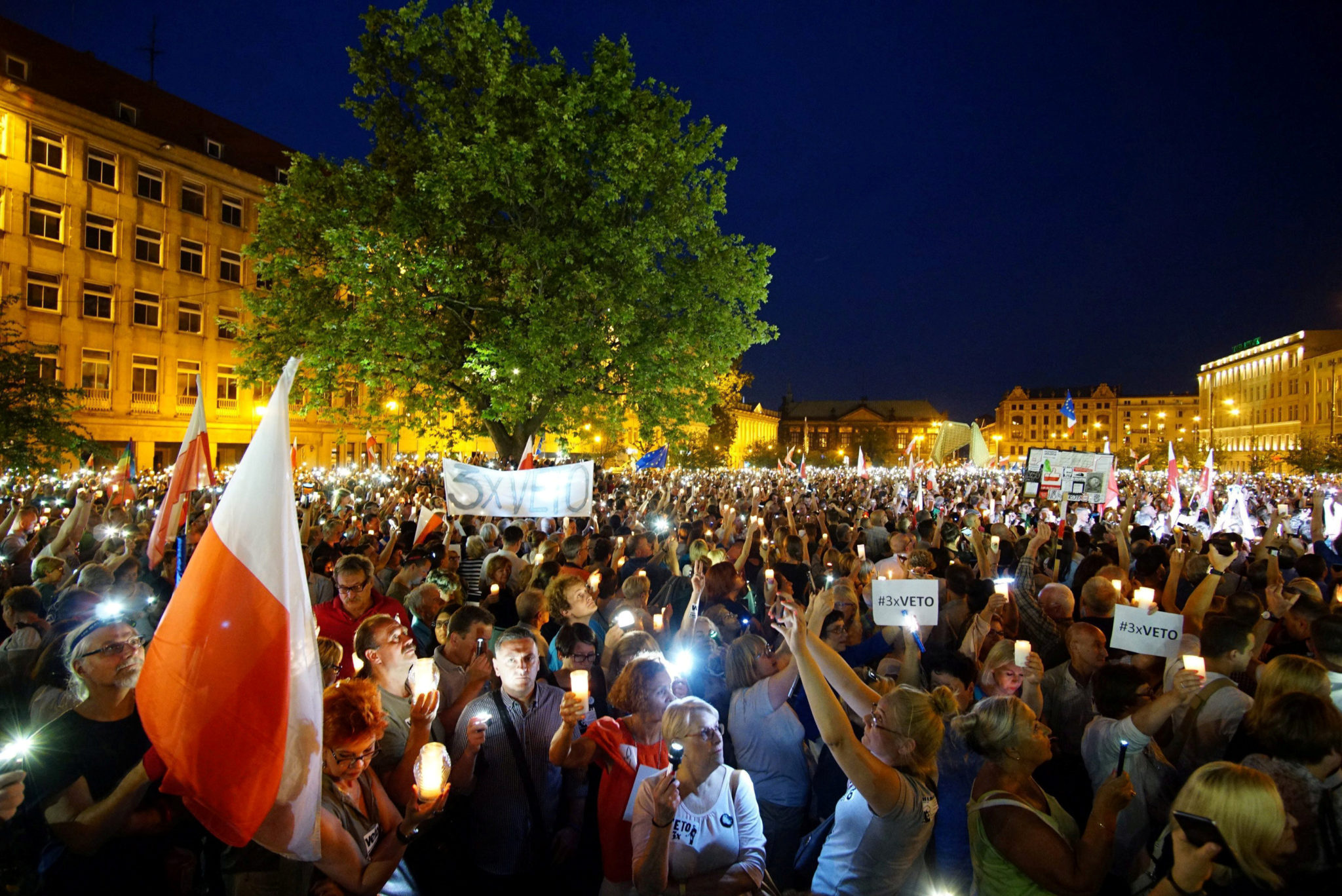 Domstolsreform vedtatt i Polen&nbsp;<span>(+)</span>