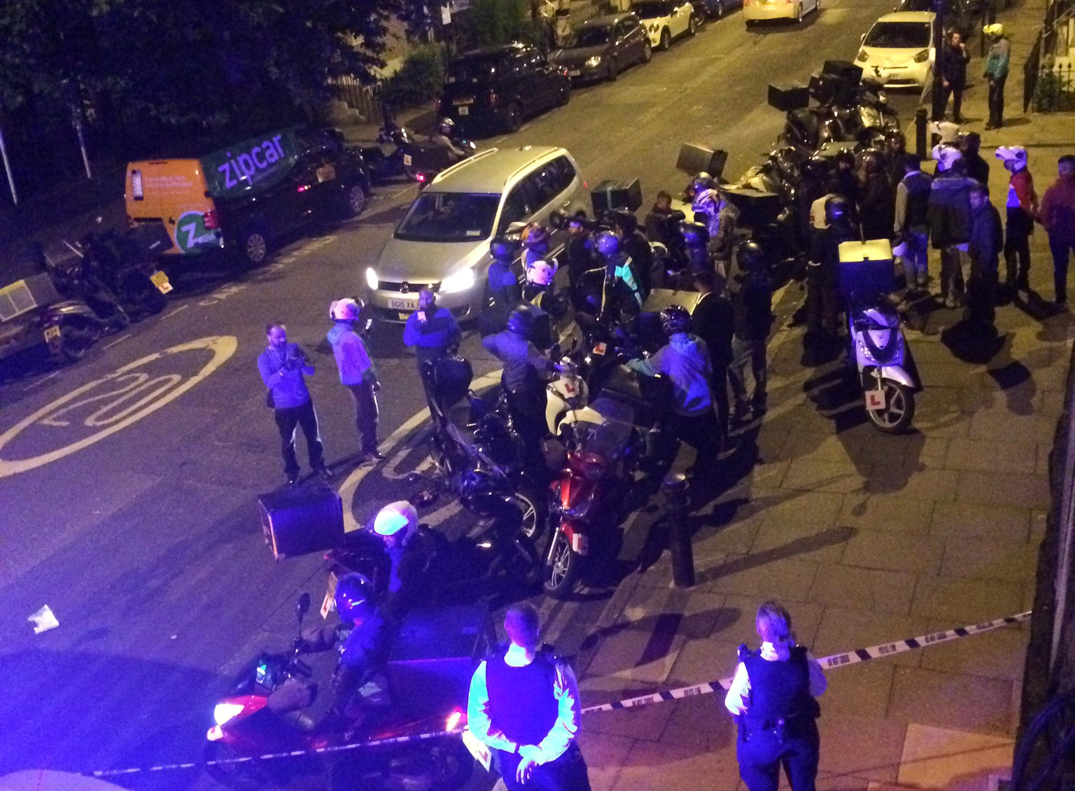 Fem angrepet av syrekastere på moped i London&nbsp;<span>(+)</span>