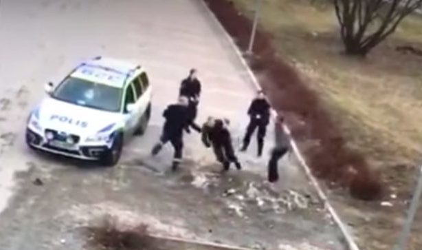 Sverige – scener fra en skrekkfilm&nbsp;<span>(+)</span>