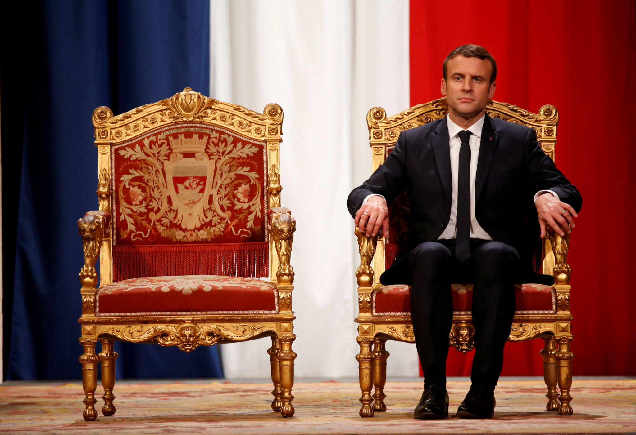 Macron har halvert sin støtte på 100 dager&nbsp;<span>(+)</span>