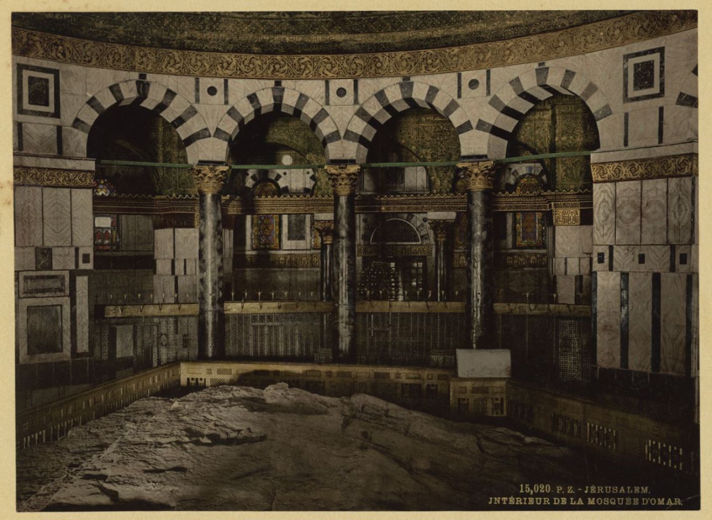 Interiør fra Klippedomen (c. 1895)&nbsp;<span>(+)</span>