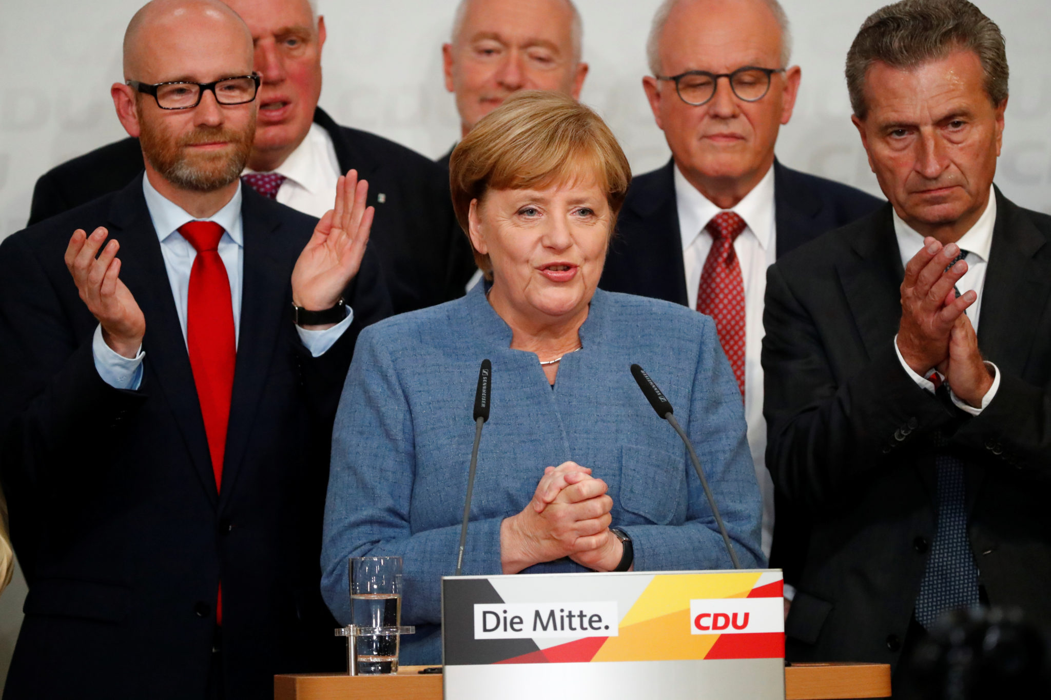 Merkel lover å danne ny regjering&nbsp;<span>(+)</span>
