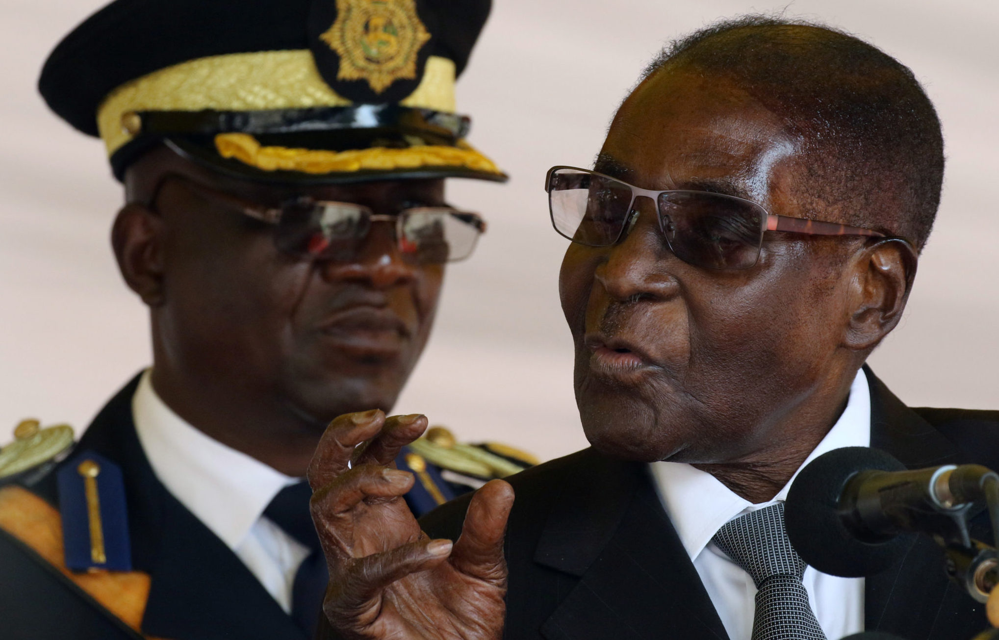 Mugabe avsatt som partileder&nbsp;<span>(+)</span>