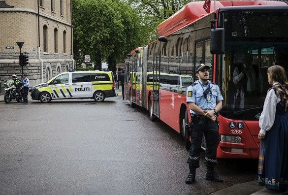 Buss-barrikader skal beskytte barnetoget også i år&nbsp;<span>(+)</span>