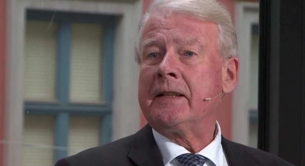 Carl I. Hagen anmelder politiet i Wara-saken&nbsp;<span>(+)</span>