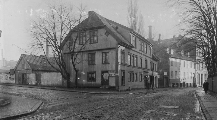 Peckelgården i Christiania (1896)&nbsp;<span>(+)</span>
