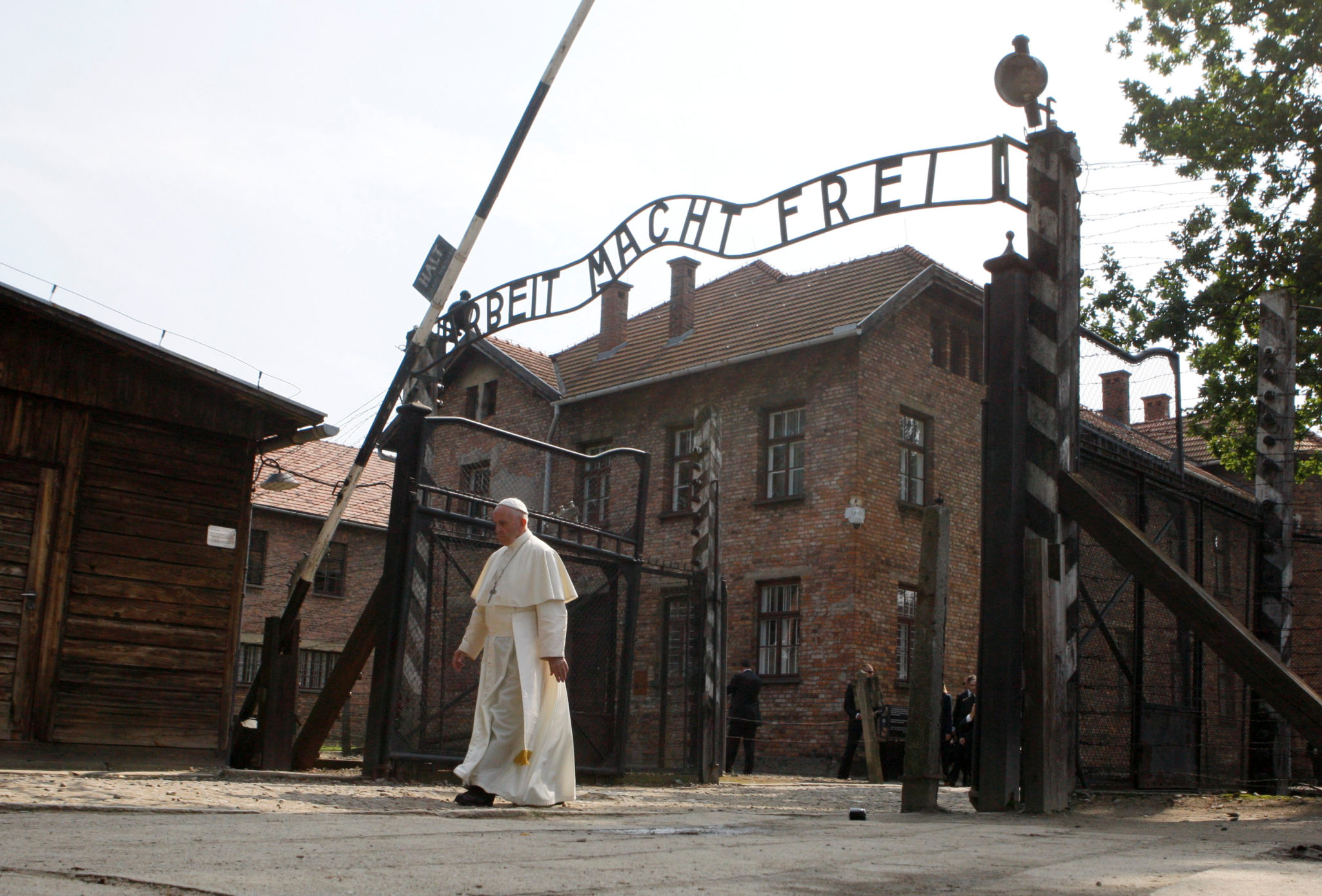 A comment on the new law about Nazi crimes in Poland&nbsp;<span>(+)</span>