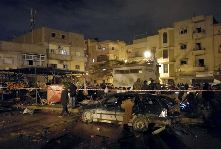 27 drept av bilbomber ved moské i Benghazi&nbsp;<span>(+)</span>