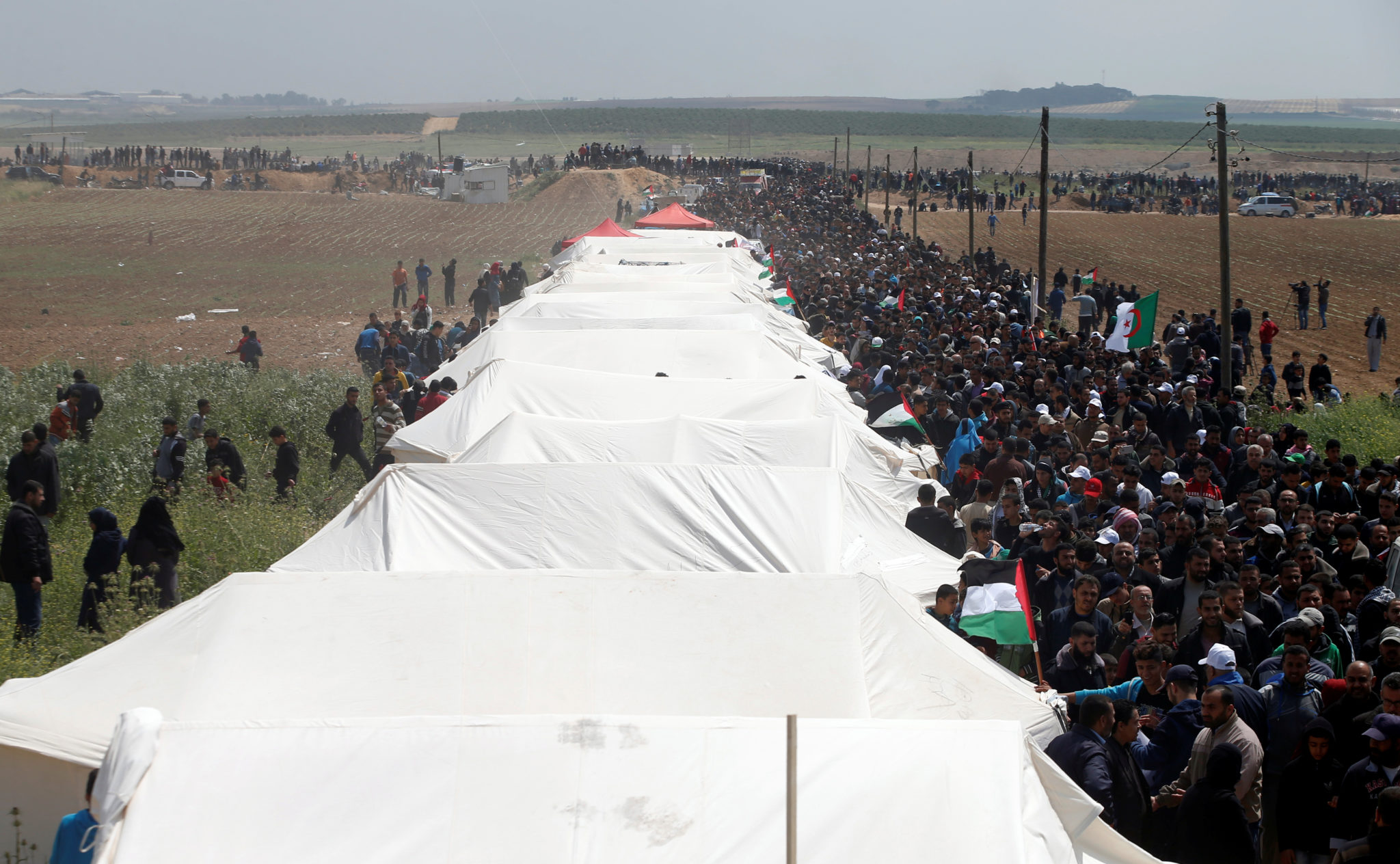Hamas mobiliserer masseprotester langs grensegjerdet&nbsp;<span>(+)</span>