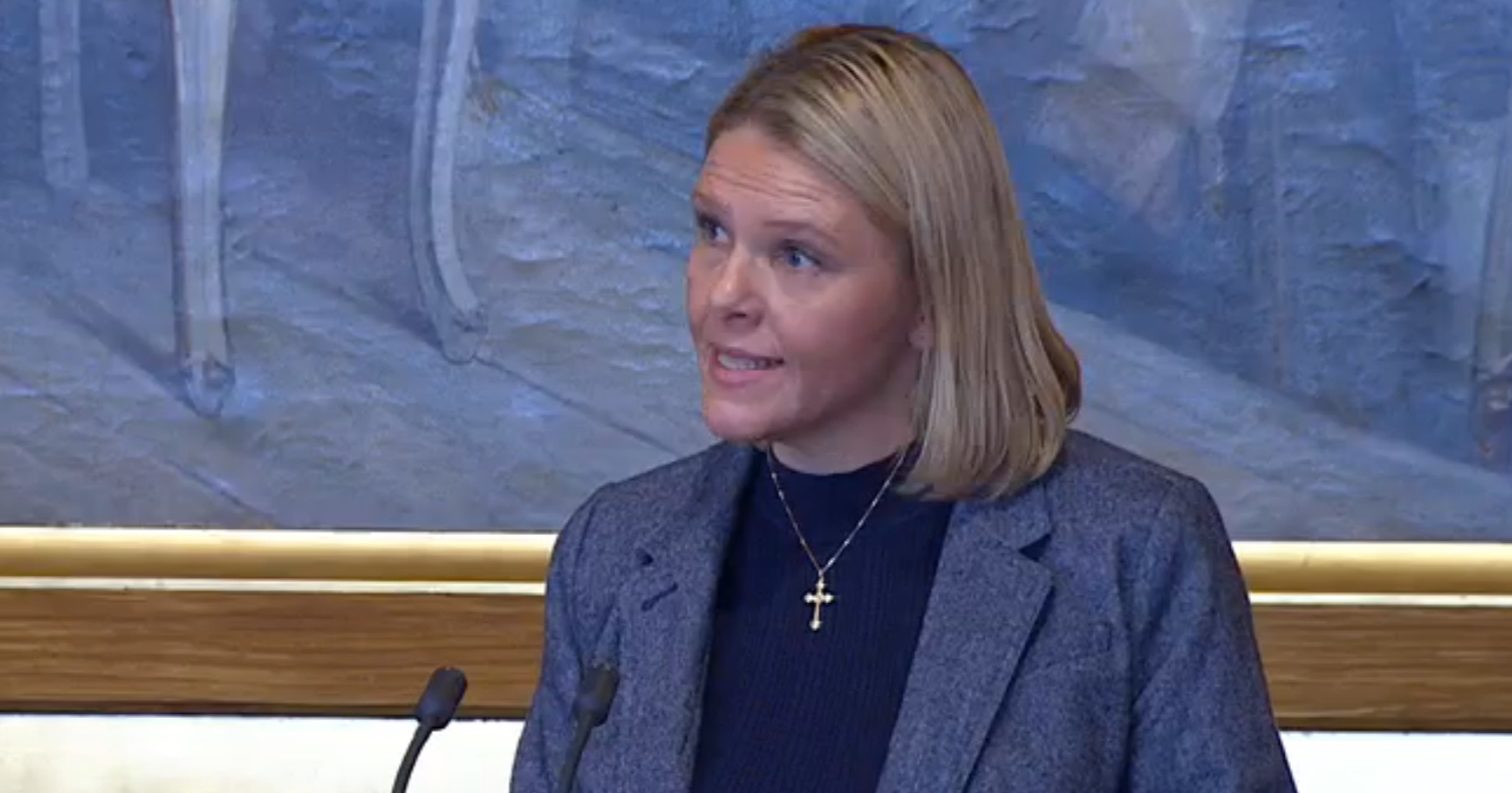 Listhaug: «Jeg gir en uforbeholden unnskyldning» – Støre vurderer fortsatt mistillit&nbsp;<span>(+)</span>