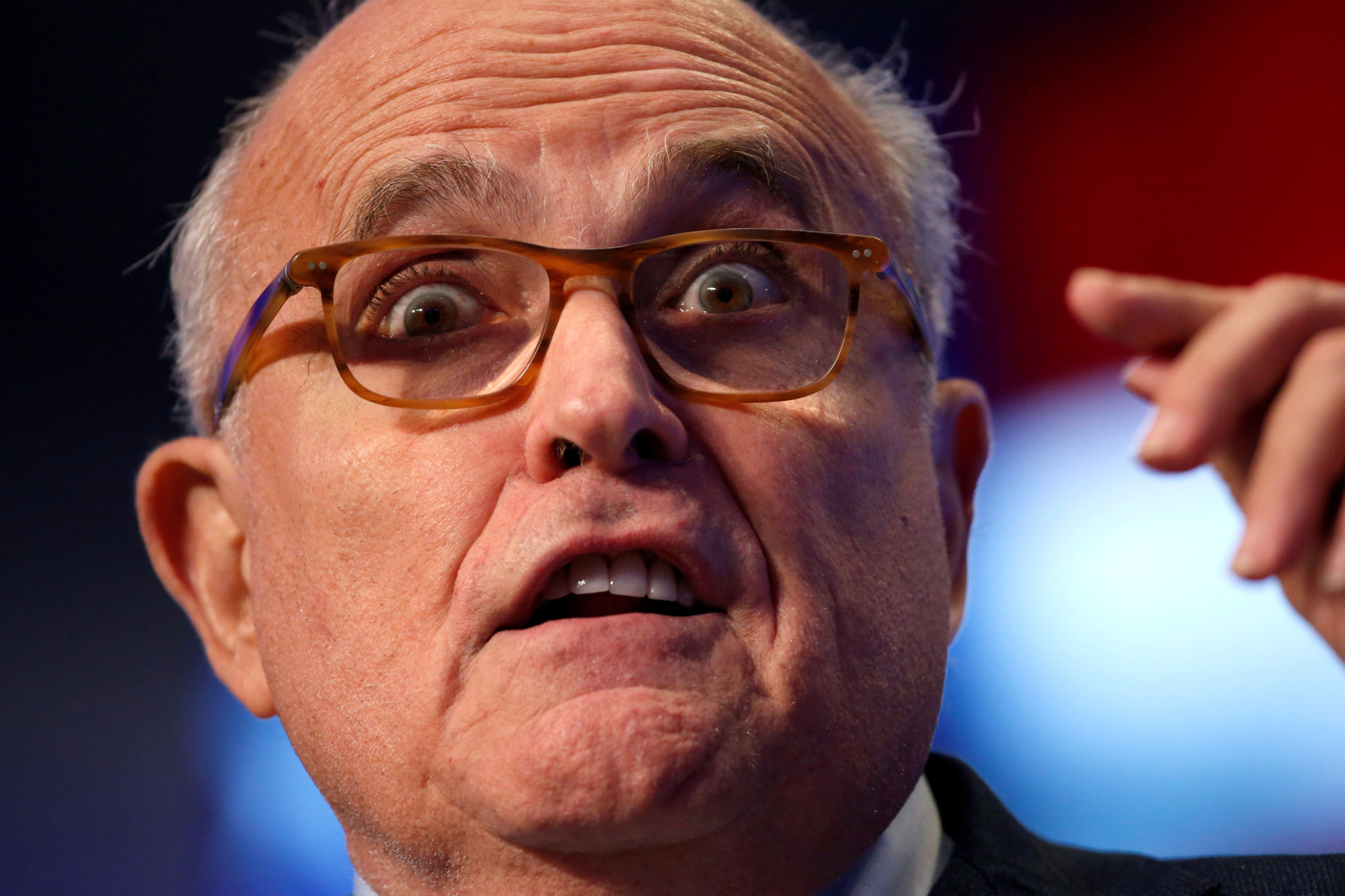 Giuliani: Trump ba aldri Comey om å legge bort Michael Flynn-etterforskningen&nbsp;<span>(+)</span>