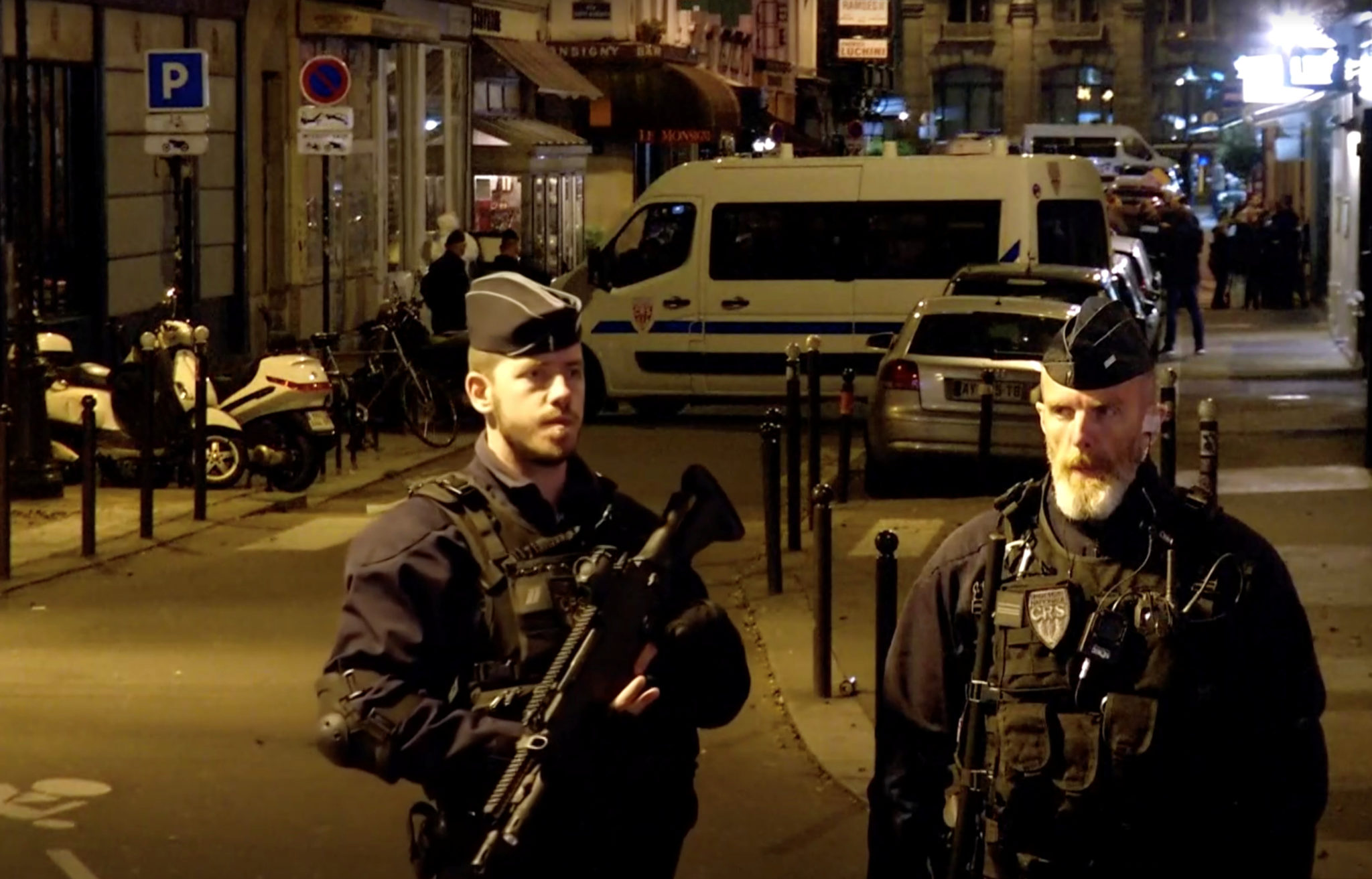 Knivterroristen i Paris ropte «Allahu akbar»&nbsp;<span>(+)</span>