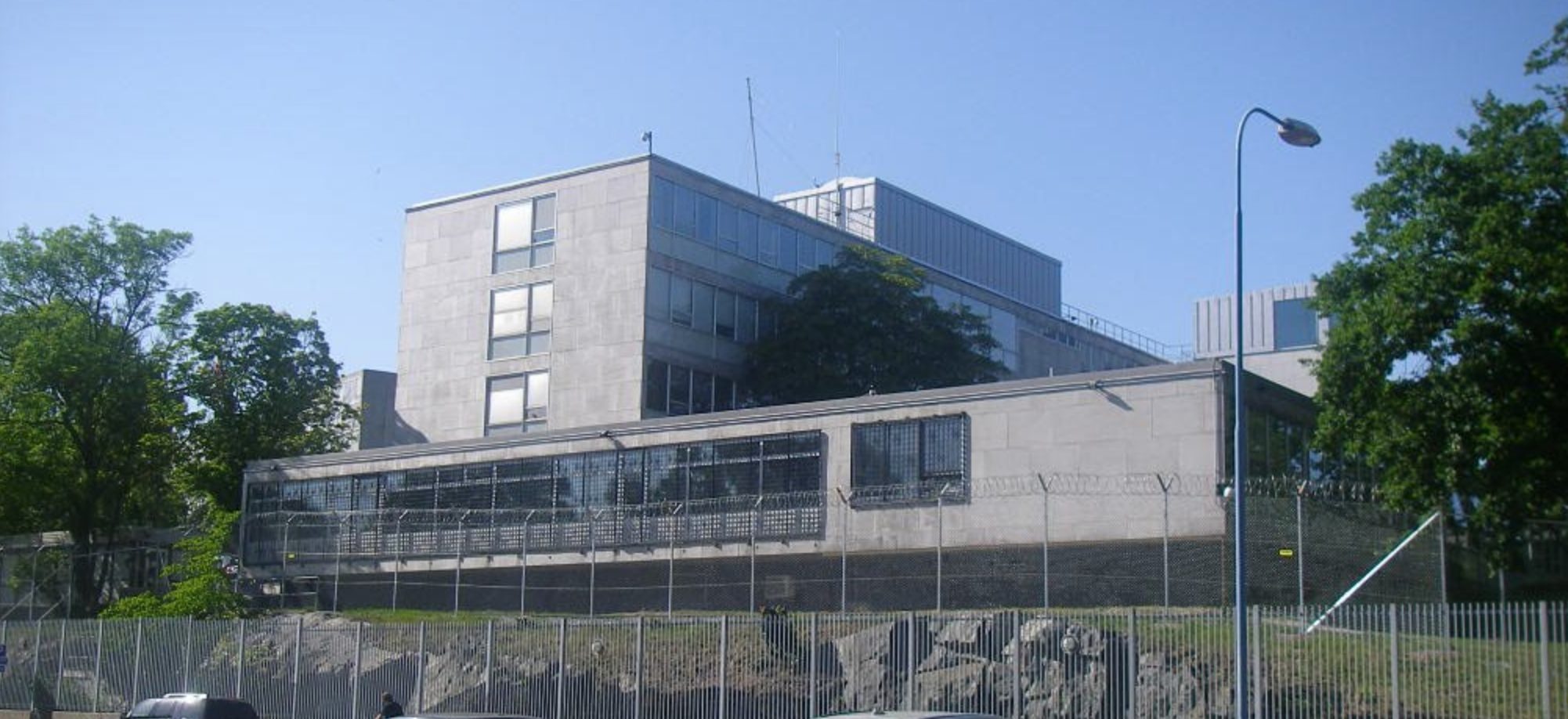USA-ambassade i Stockholm med terror-alert. Overhengende fare&nbsp;<span>(+)</span>