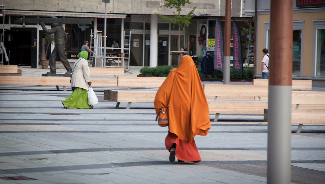 Regjeringen vil ha krav om norskkurs for alle innvandrere på sosialhjelp&nbsp;<span>(+)</span>
