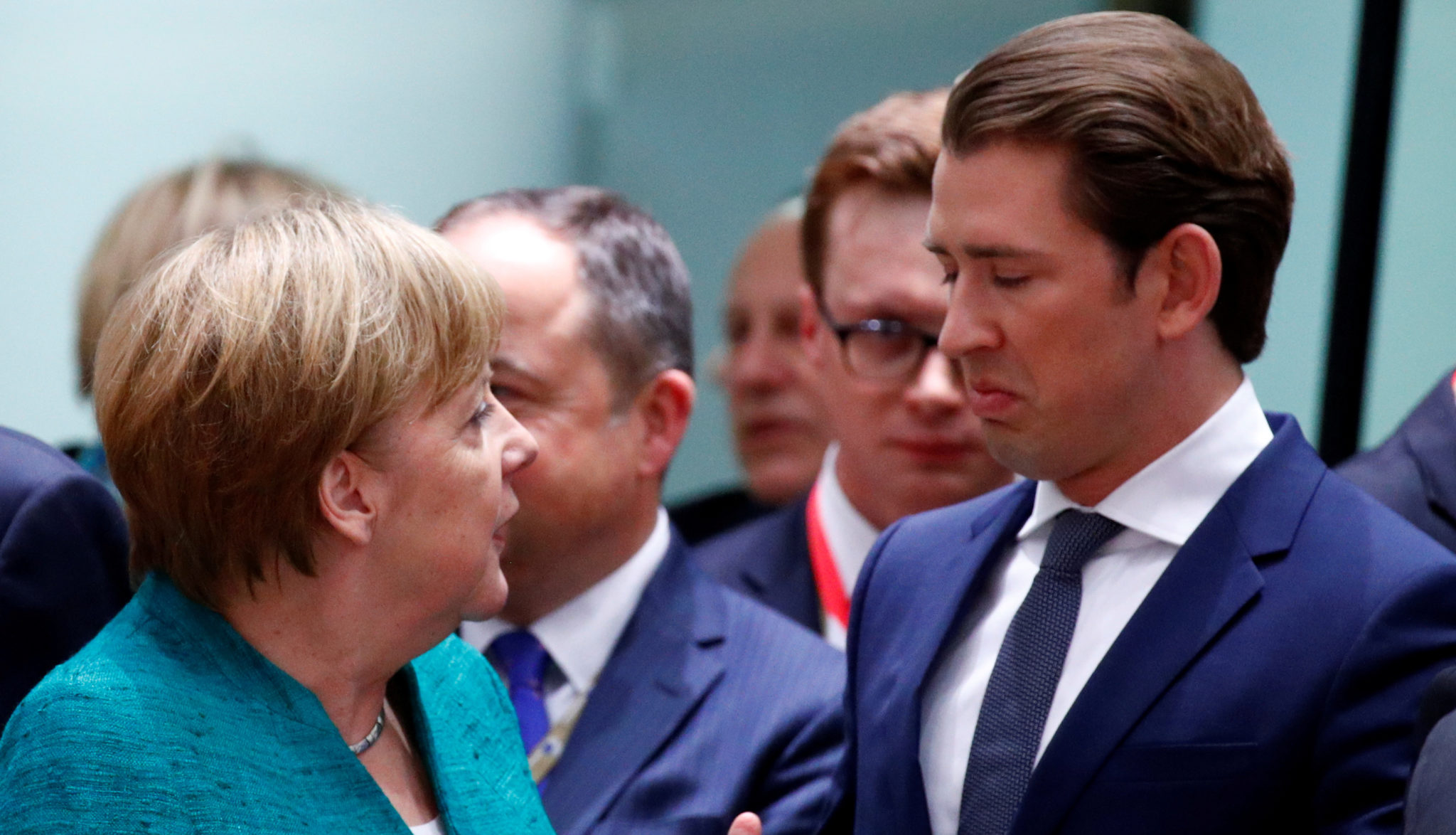 &nbsp;<span>(+)</span>