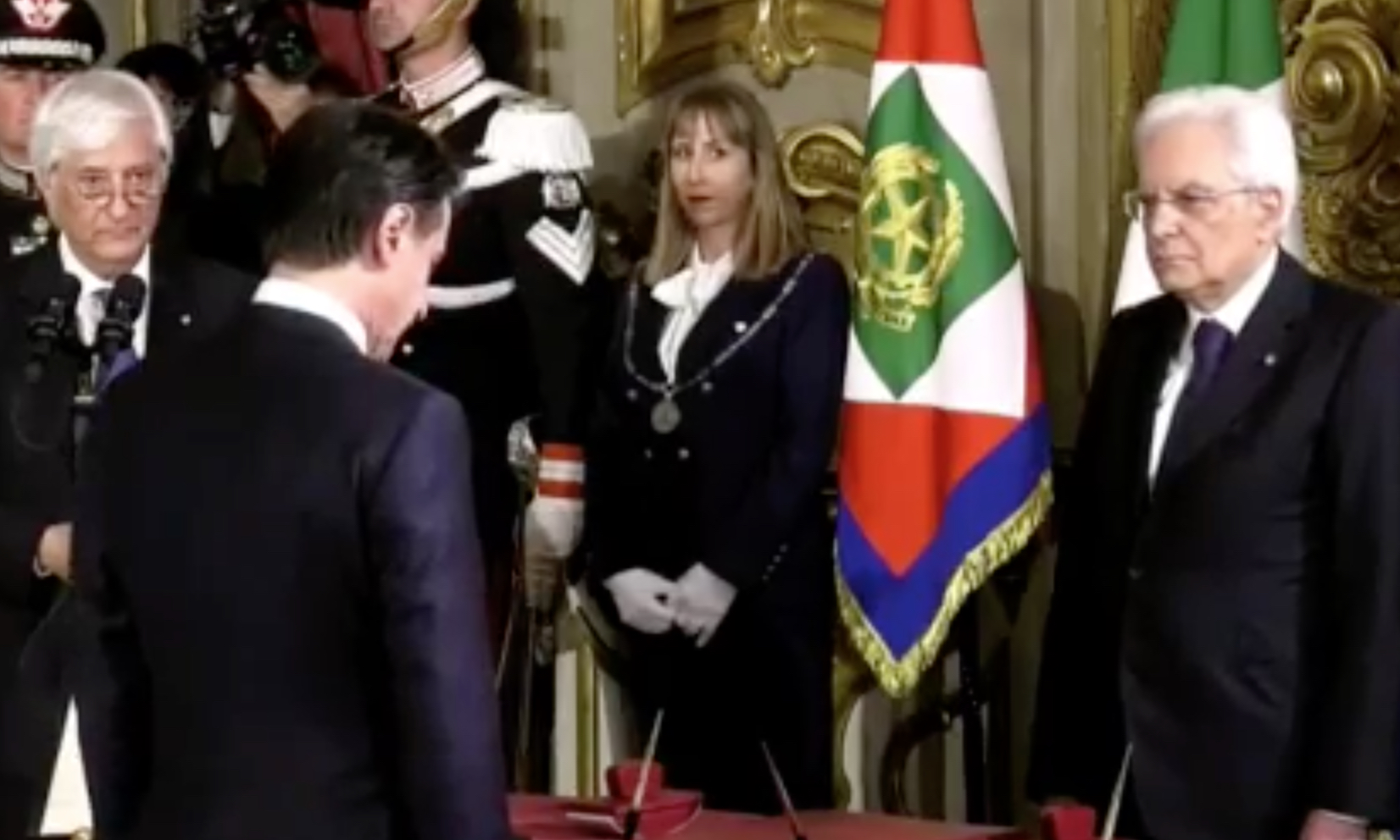 Giuseppe Conte tatt i ed som statsminister i Italia&nbsp;<span>(+)</span>