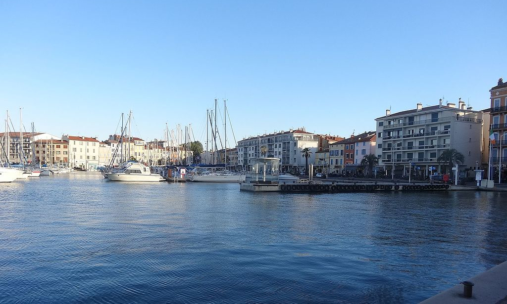 Frankrike: Kvinne knivstakk to personer, ropte «Allahu akbar»&nbsp;<span>(+)</span>