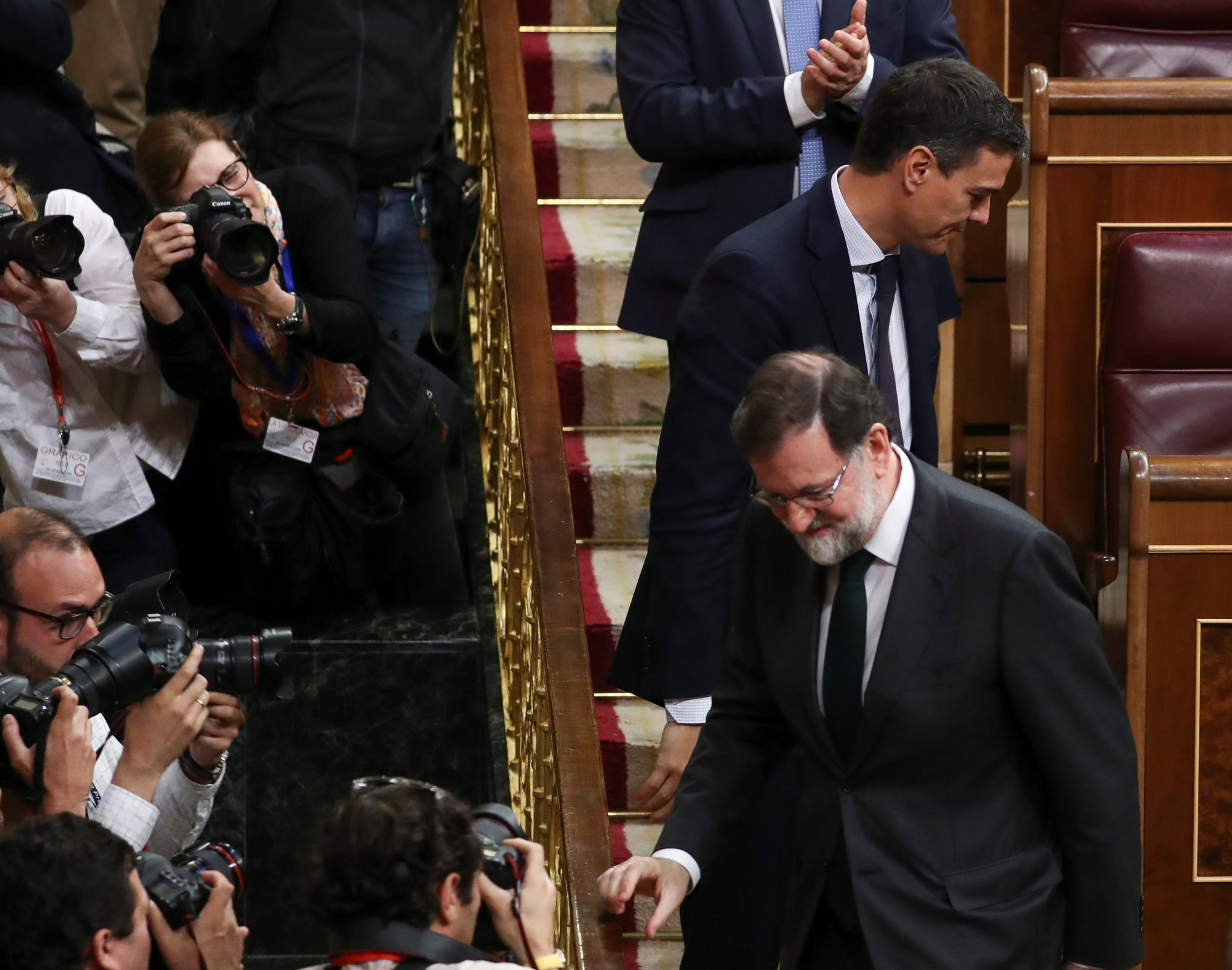 Rajoy går av som statsminister i Spania – flertall for mistillit&nbsp;<span>(+)</span>