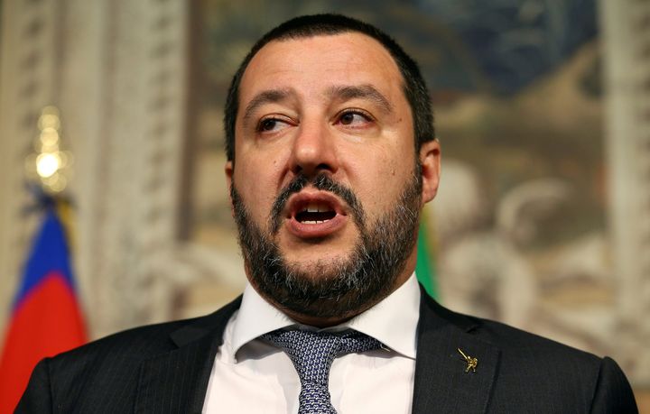 Italias innenriks&shy;minister vil hindre to nye migrantskip&nbsp;<span>(+)</span>