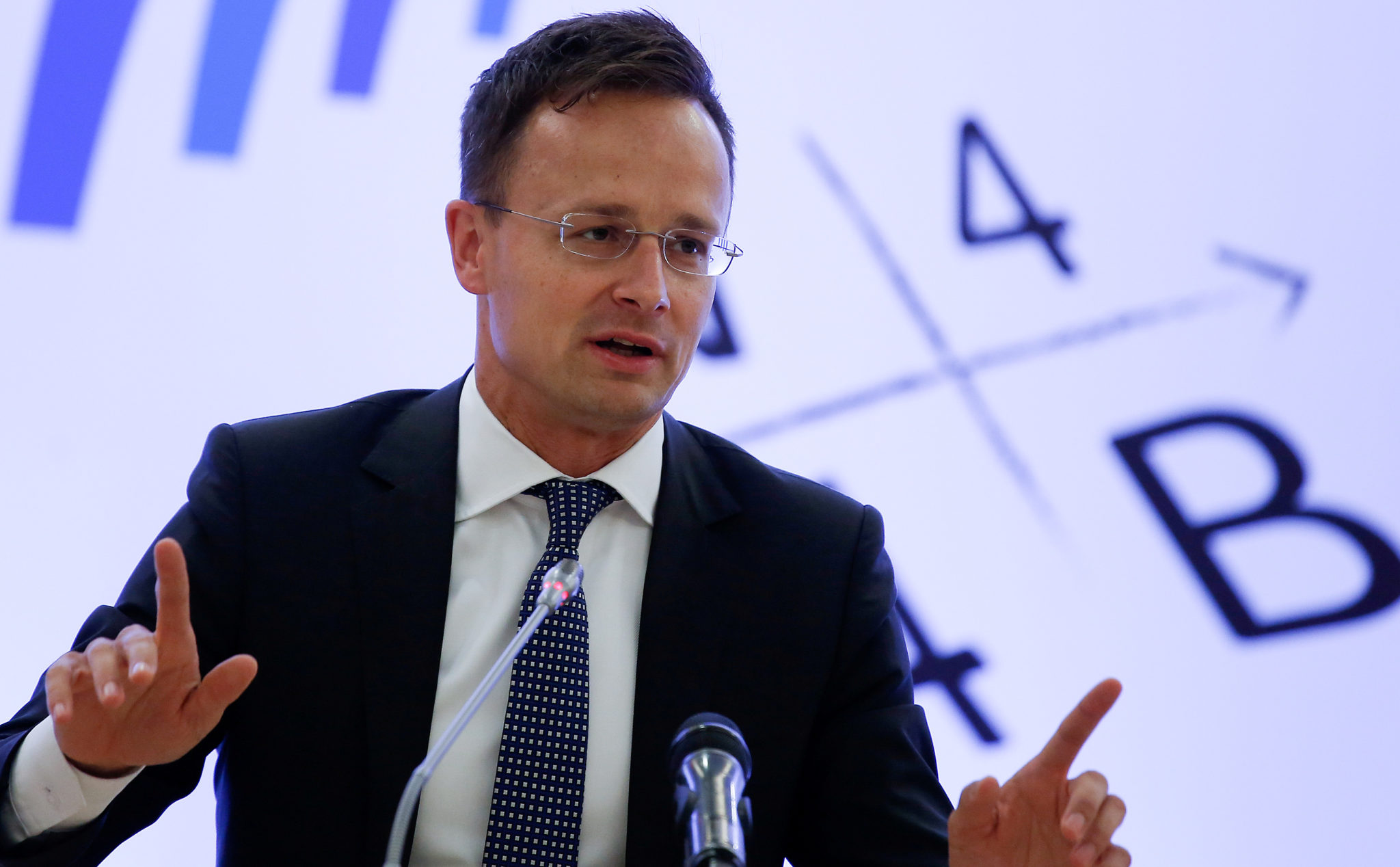 Ungarn trekker seg fra FN-avtale om migrasjon&nbsp;<span>(+)</span>