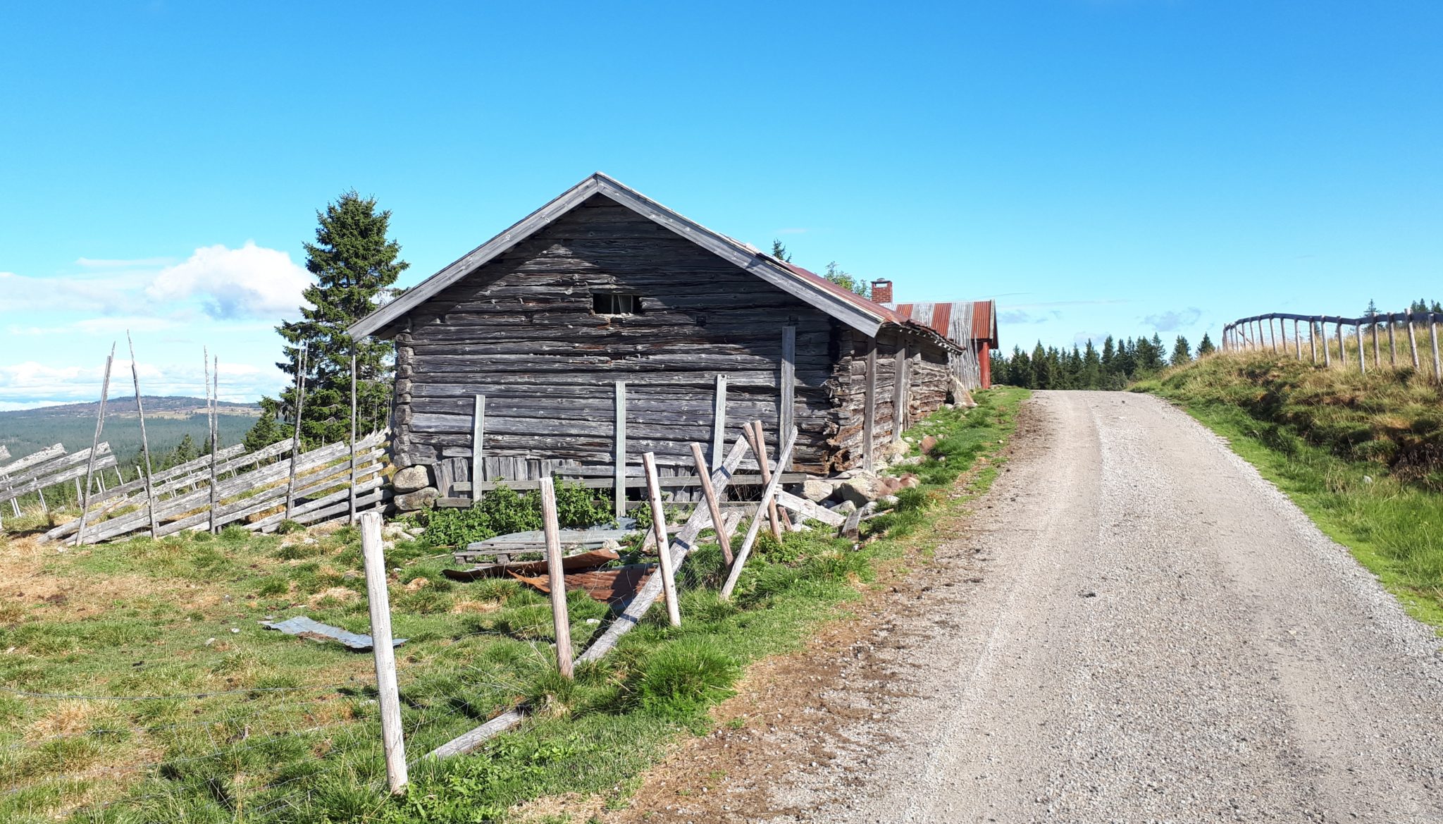 Målia i sommerskrud&nbsp;<span>(+)</span>