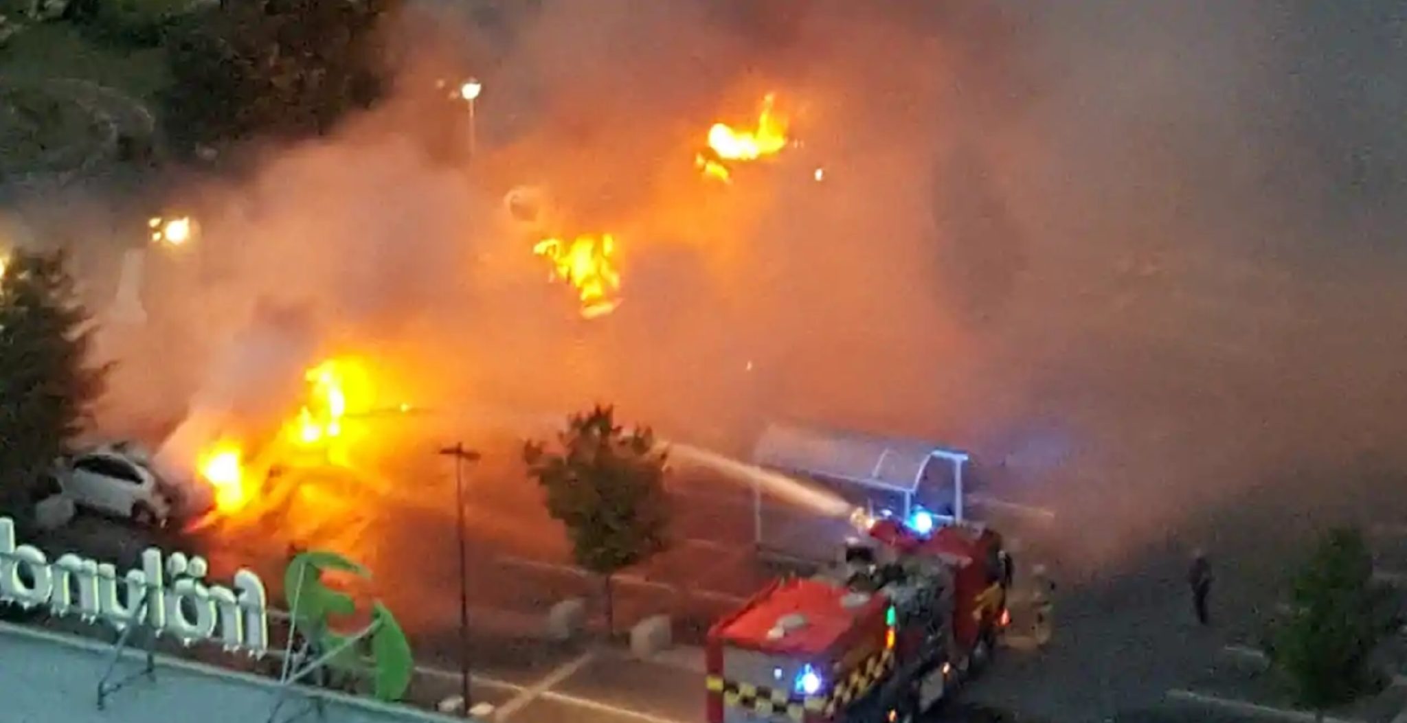 Bilbranner i Sverige kobles til kriminelle nettverk&nbsp;<span>(+)</span>