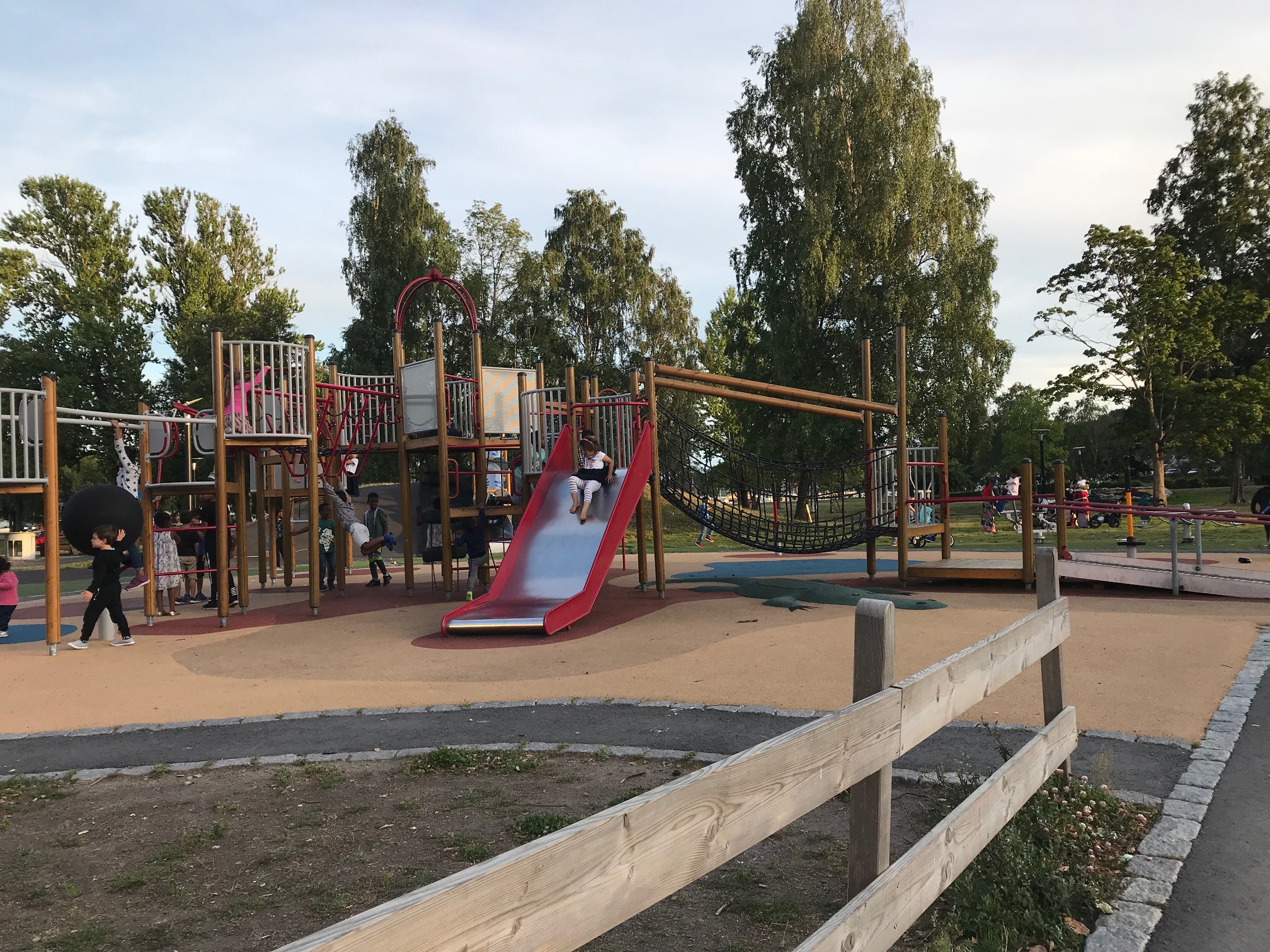 Fremmed i eget land&nbsp;<span>(+)</span>