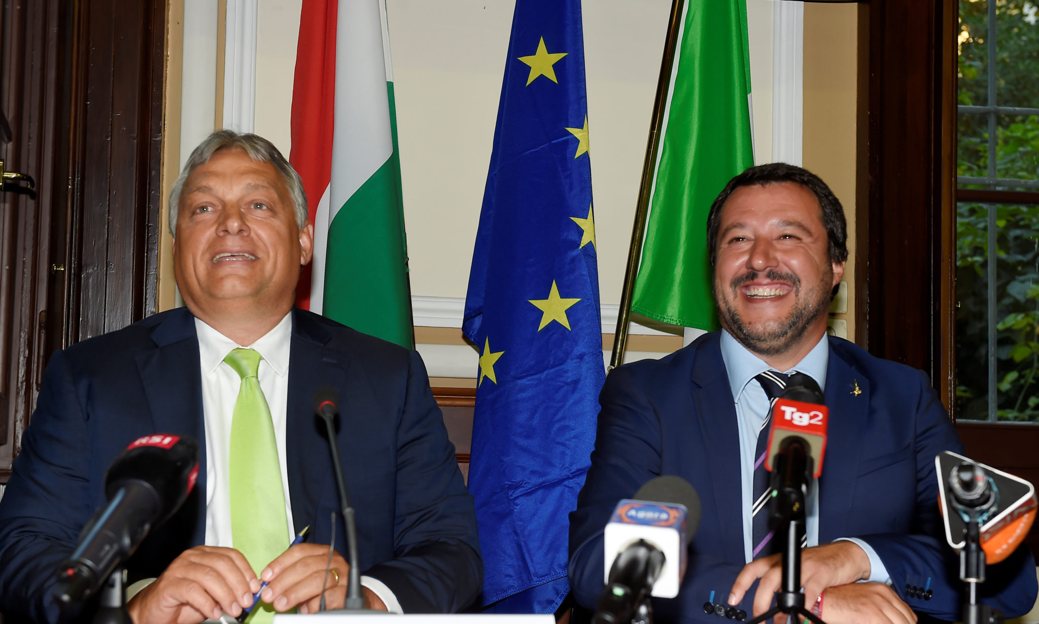 Hjertelig møte mellom Orbán og Salvini i Milano&nbsp;<span>(+)</span>