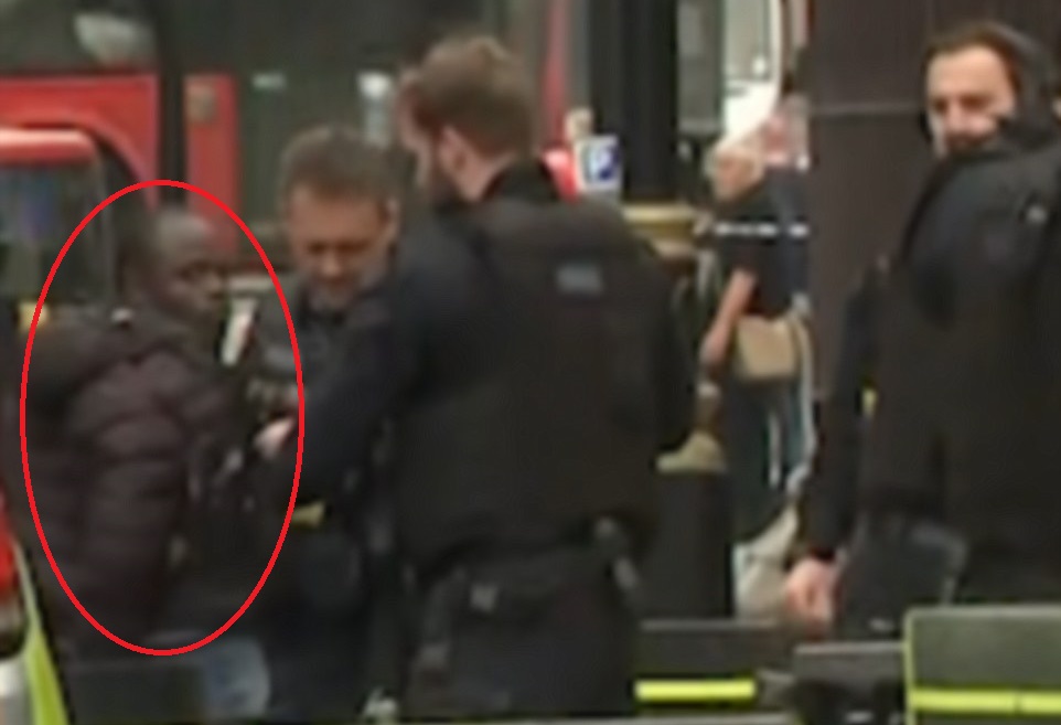 Terrorangrep i London: Kjørte ned syklister og fotgjengere&nbsp;<span>(+)</span>